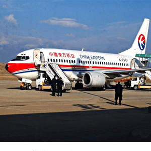萧山机场托运航空快运业稳步发展的原因是什么？